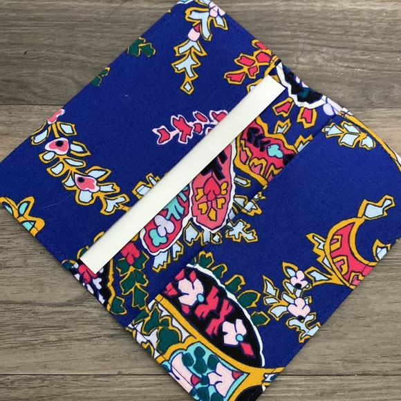 Vera Bradley wallet/checkbook holder - Picture 3 of 8